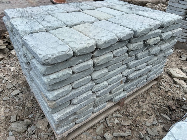 Lot 32: 3 pallets 6"x12"x2" Tumbled Bluestone Pavers 3